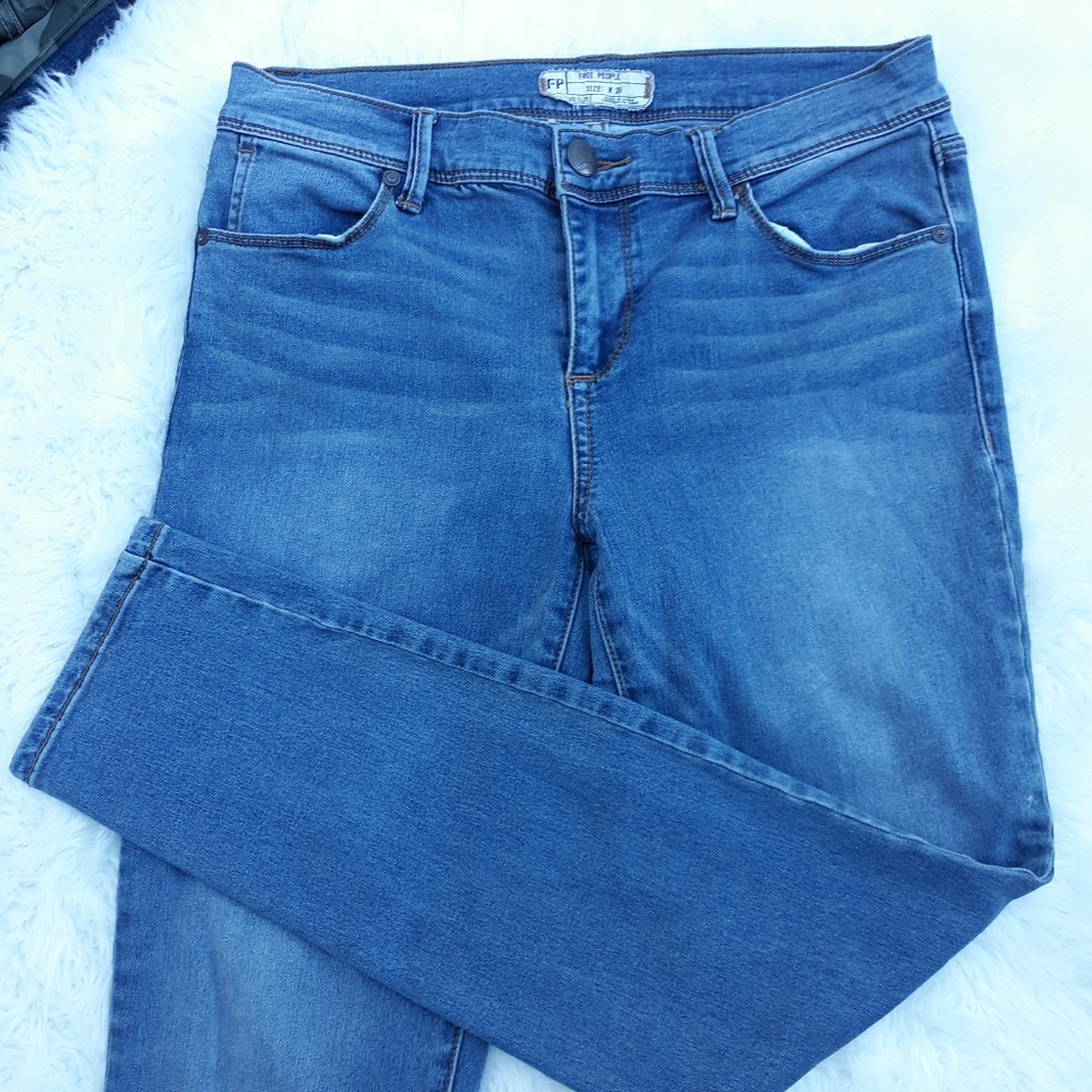 Free people light wash jeggings